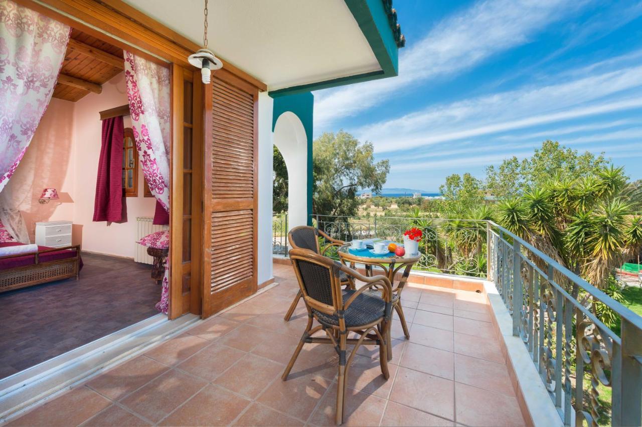 Villas Marianna Kalavárda Buitenkant foto