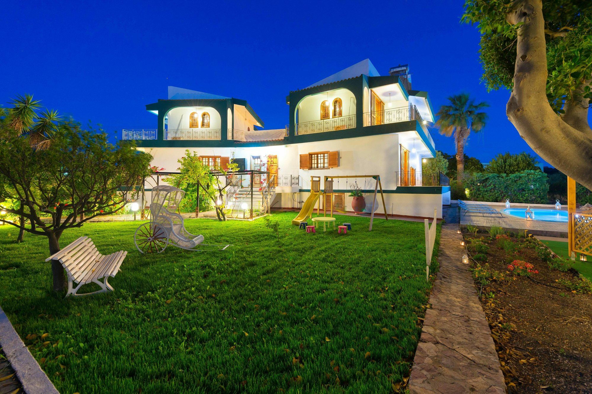 Villas Marianna Kalavárda Buitenkant foto